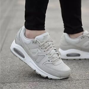 Nike Air Max Command Sneakers Womens 7